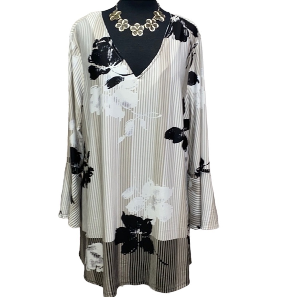 Striped White & Tan With Black Flower Accents